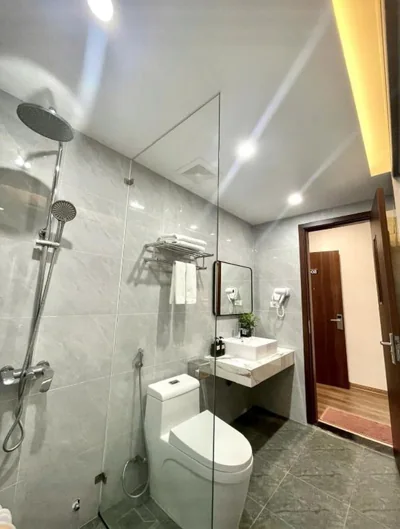 Phòng Deluxe hai giường Queen — Central Halong Hotel